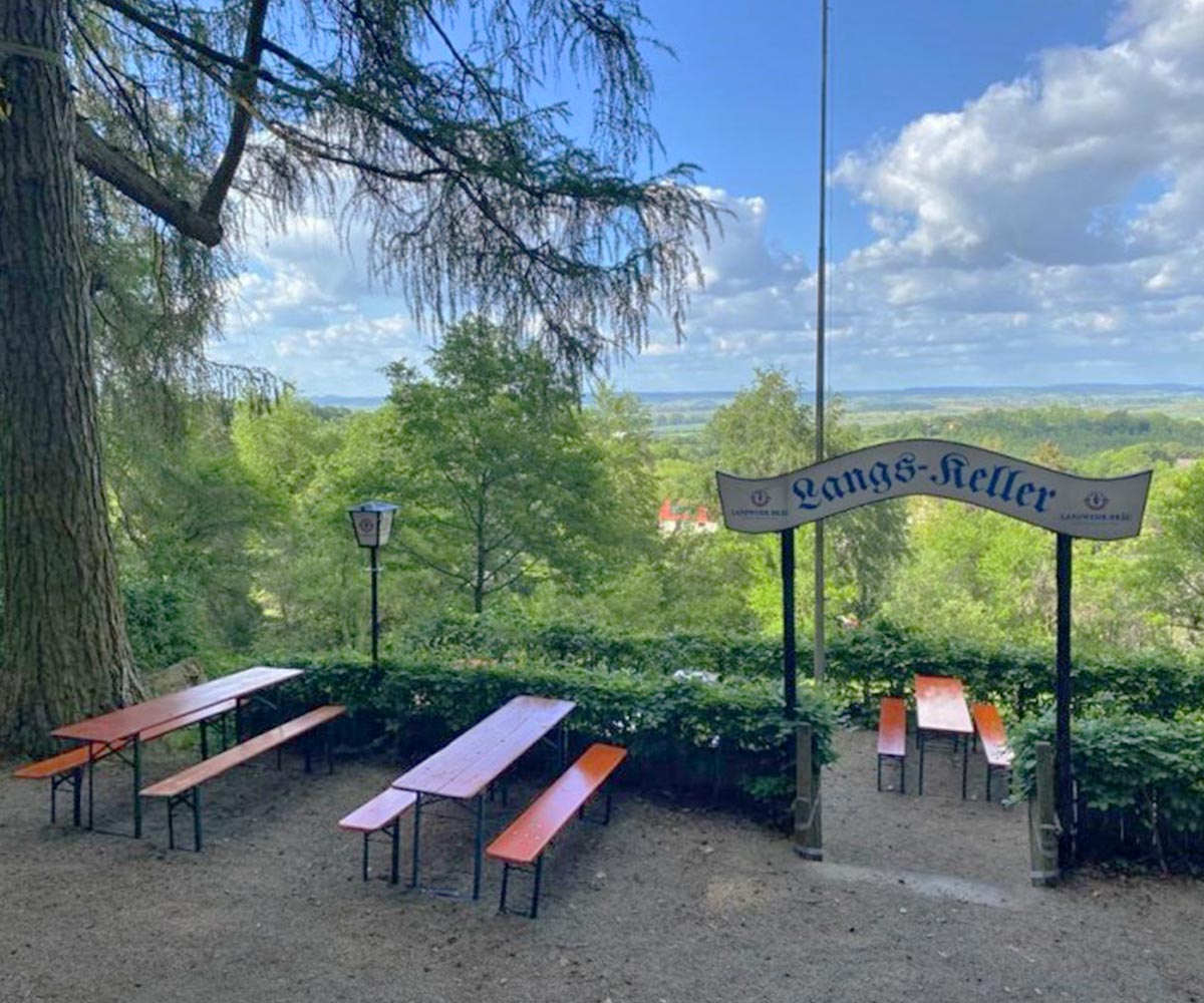 Nodbayern schönster Biergarten 3. Platz Langskeller Burgbernheim